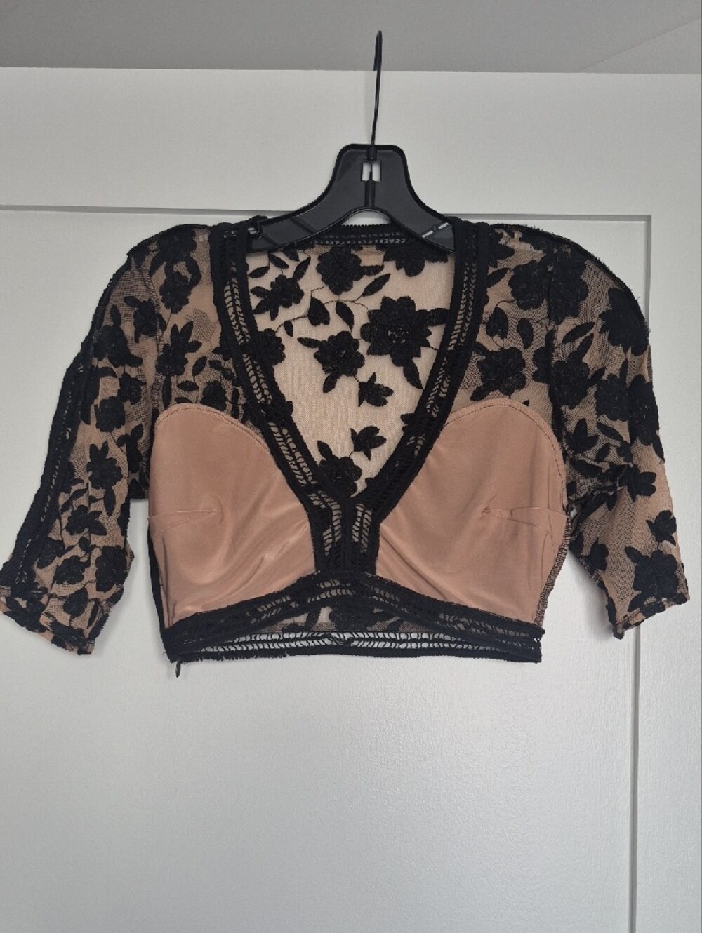 For Love & Lemons Black Floral Appliqué Mesh Set, Small - Picture 14 of 17